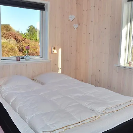 Two-bedroom Holiday Kap 06 Tatil Evi *